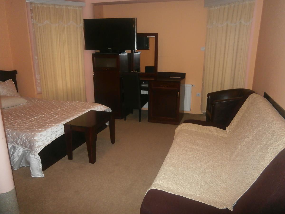 Hotel Vila Mitic Luxx Spa Centar ليسكوفاك المظهر الخارجي الصورة